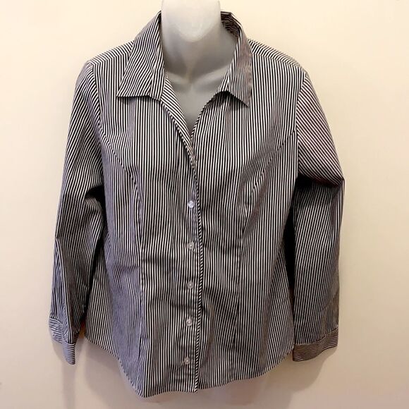 Christopher & Banks Petite Black White Stripe Top Shirt Blouse Button PM medium - Picture 2 of 7